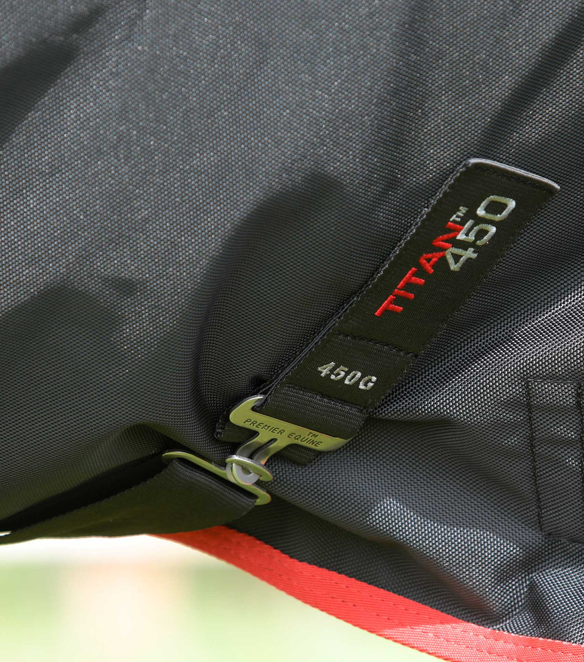 Titan 450g Original Turnout Rug
