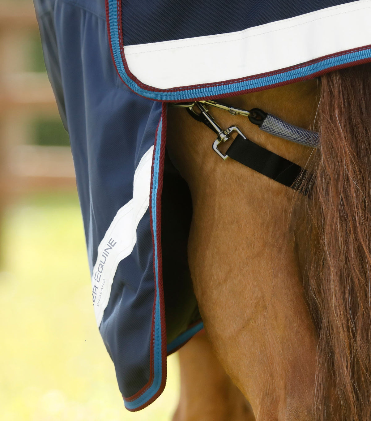 Titan Storm 200g Combo Turnout Rug with Snug-Fit Neck